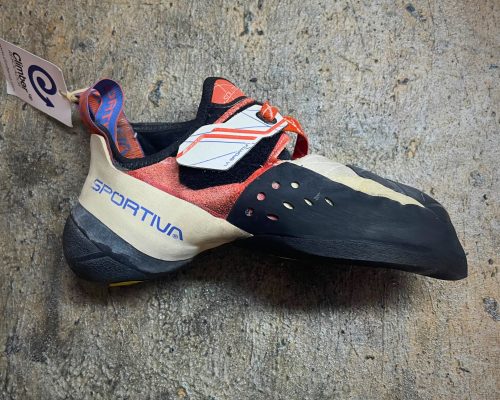 Solution Woman00003 - Editada